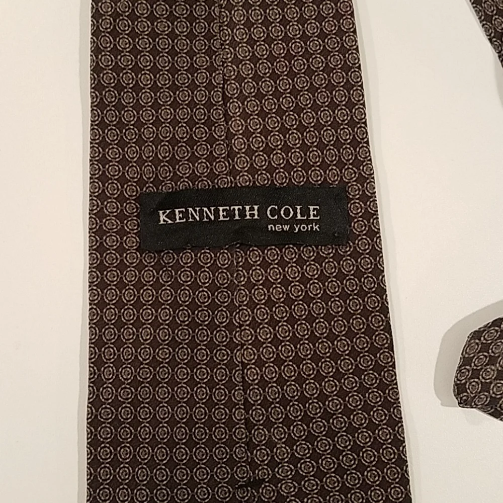 Kenneth Cole Men's Tie Brown Black Shades Made in the USA